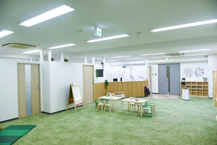 施設内